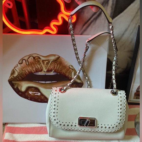 MICHAEL BY MICHAEL KORS PURSE - Picture 16 of 17